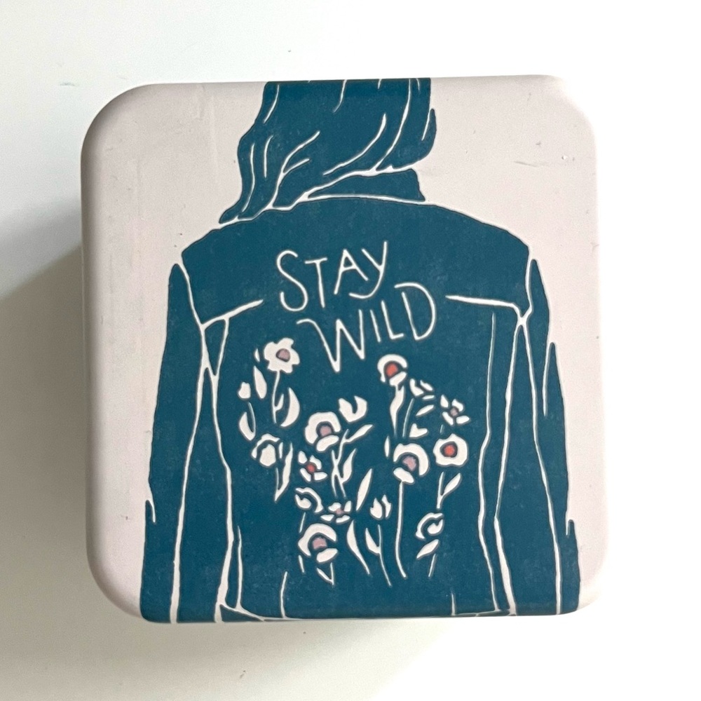 Fossil Stay Wild Watch Box - Blue and White